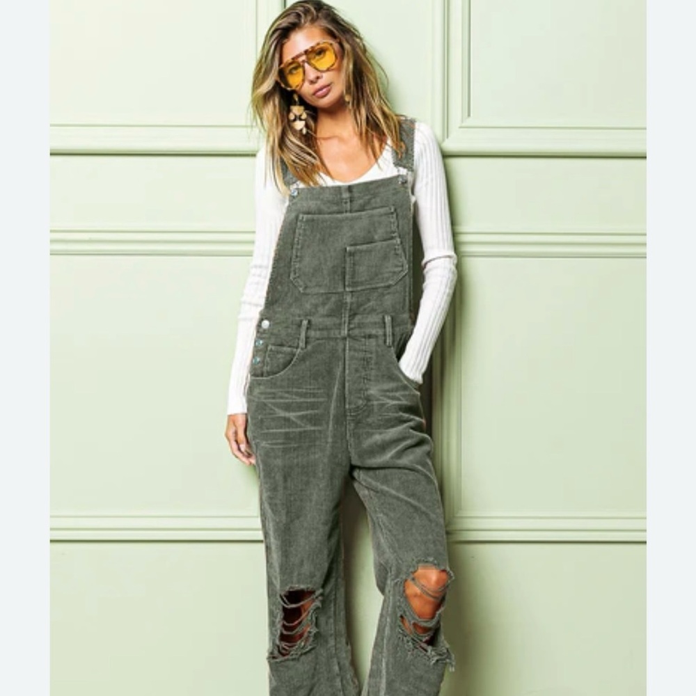 Bibi Vintage Olive Green Women's Overalls.  NWT.